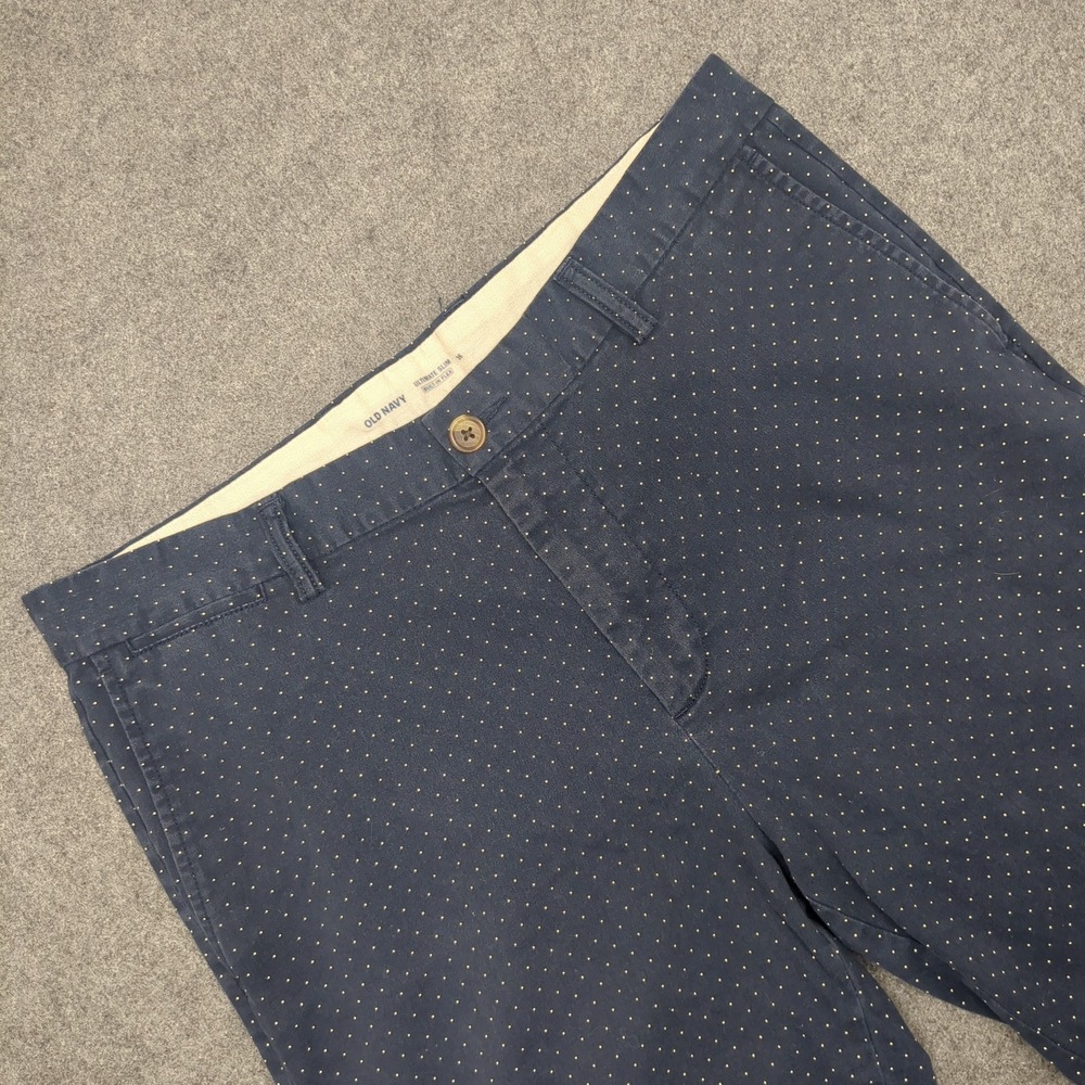 Old Navy Ultimate Slim Built In Flex Chino Shorts Men Size 36 Navy Polka Dot